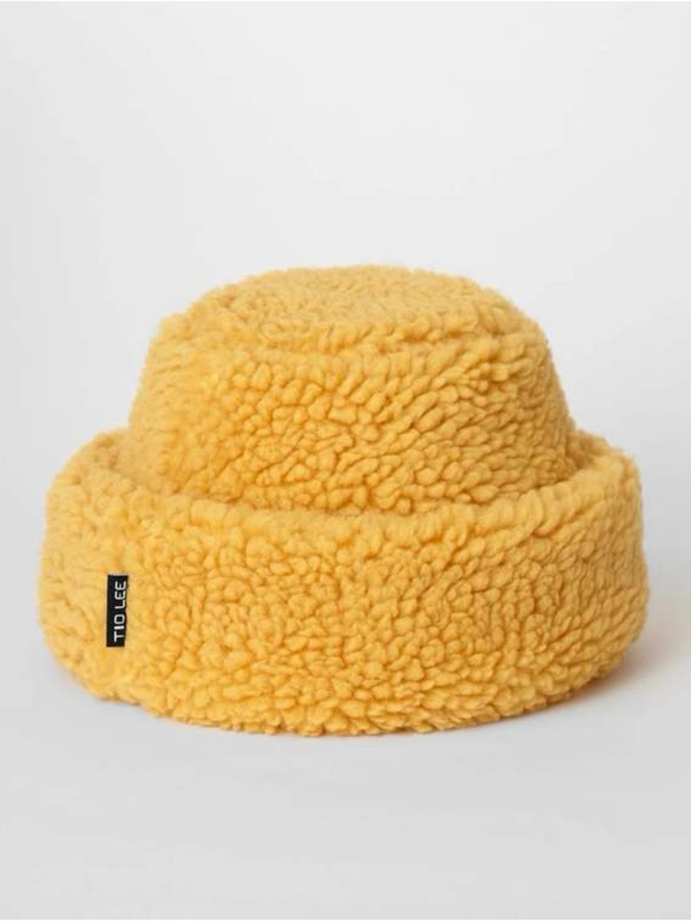 🚨ISO 🚨 TIO LEE FLEECE HAT